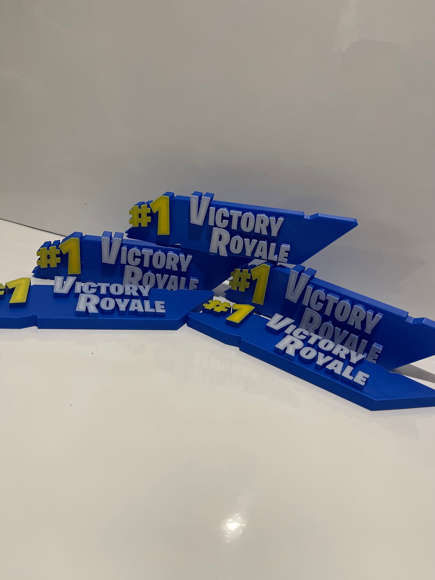 #1 Victory Royal Signs